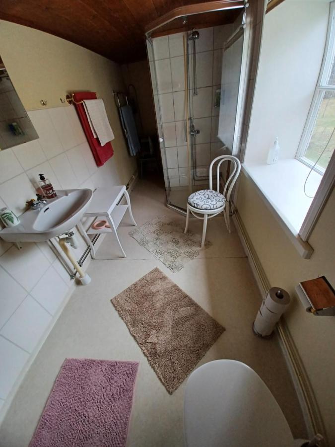 Kopparhyttan1 Guest House Valdemarsvik Bagian luar foto